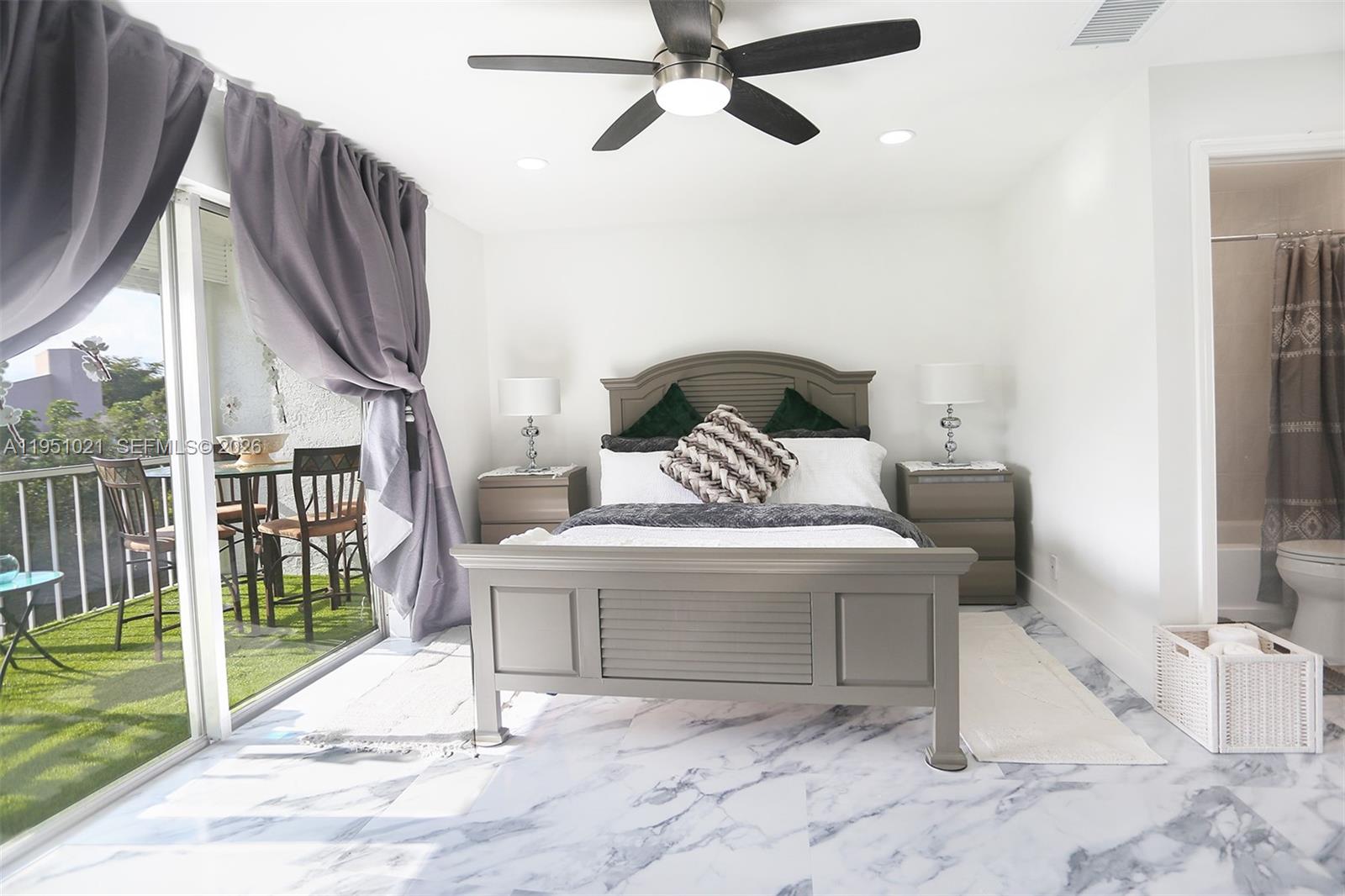 6570 Royal Palm Blvd #301J Margate, FL 33063