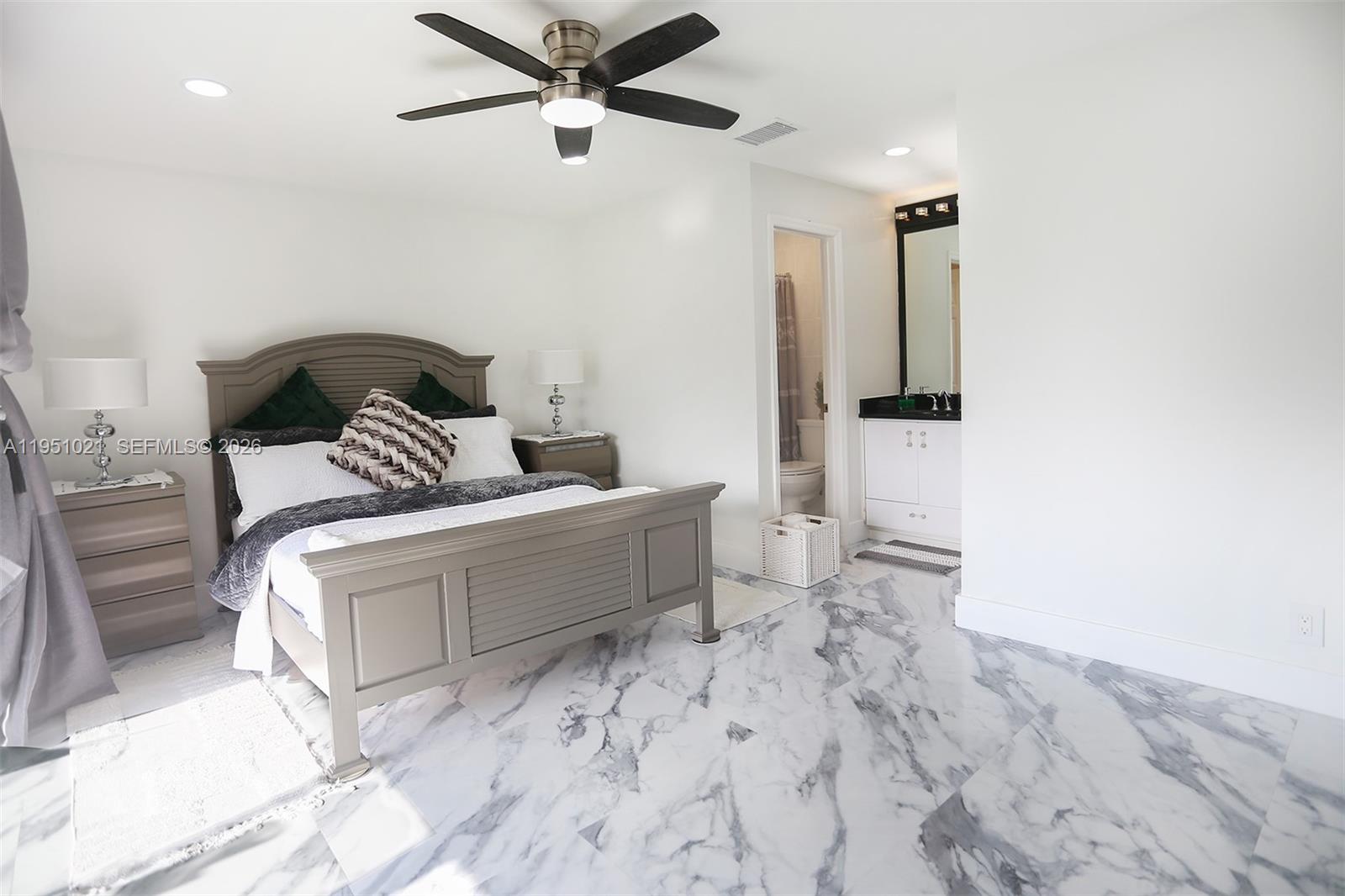 6570 Royal Palm Blvd #301J Margate, FL 33063