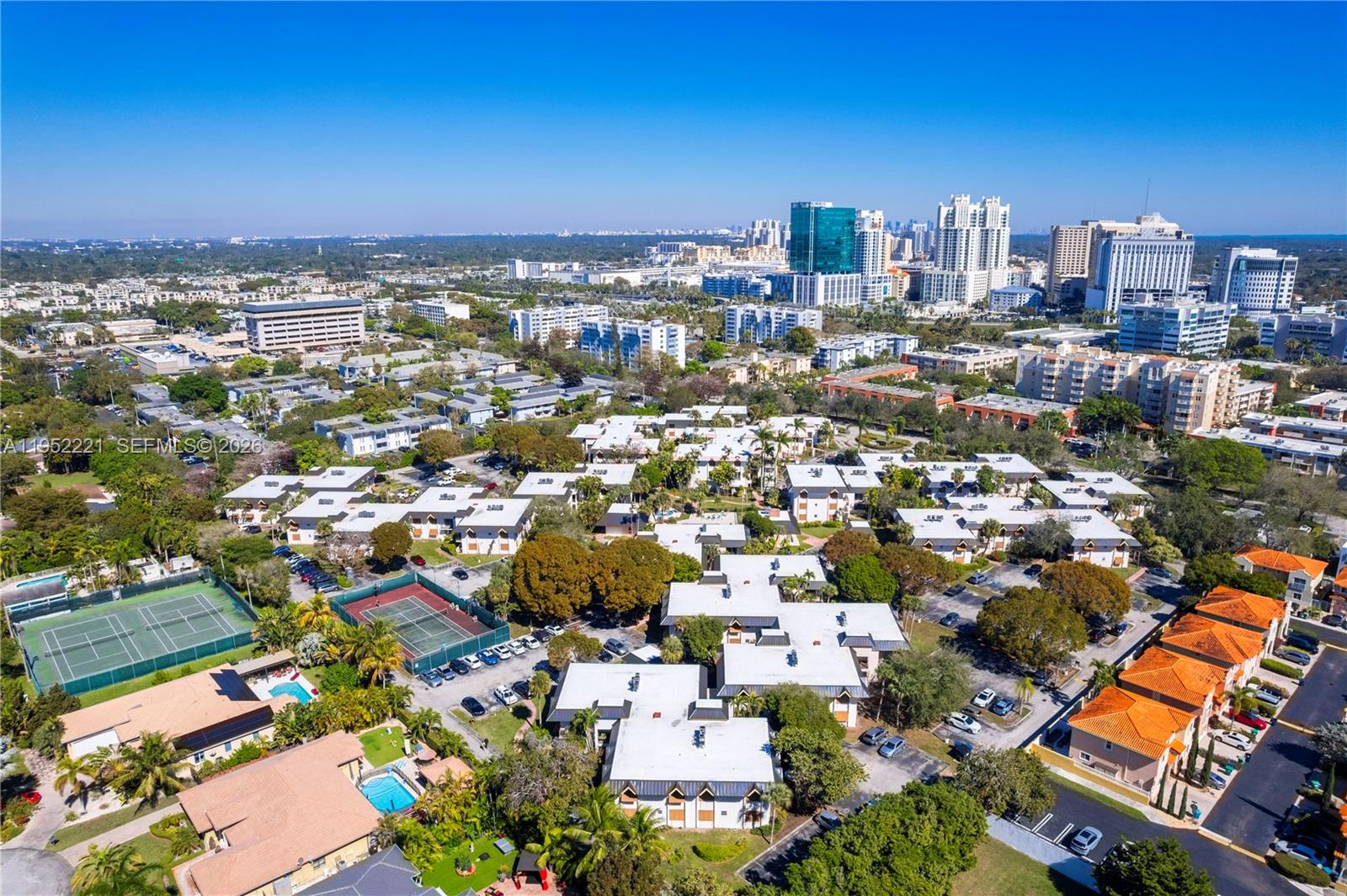 9490 SW 77th Ave #N1