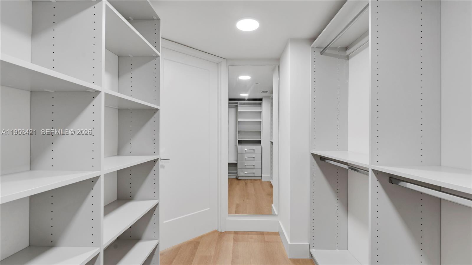 555 NE 34th St #705 Miami, FL 33137