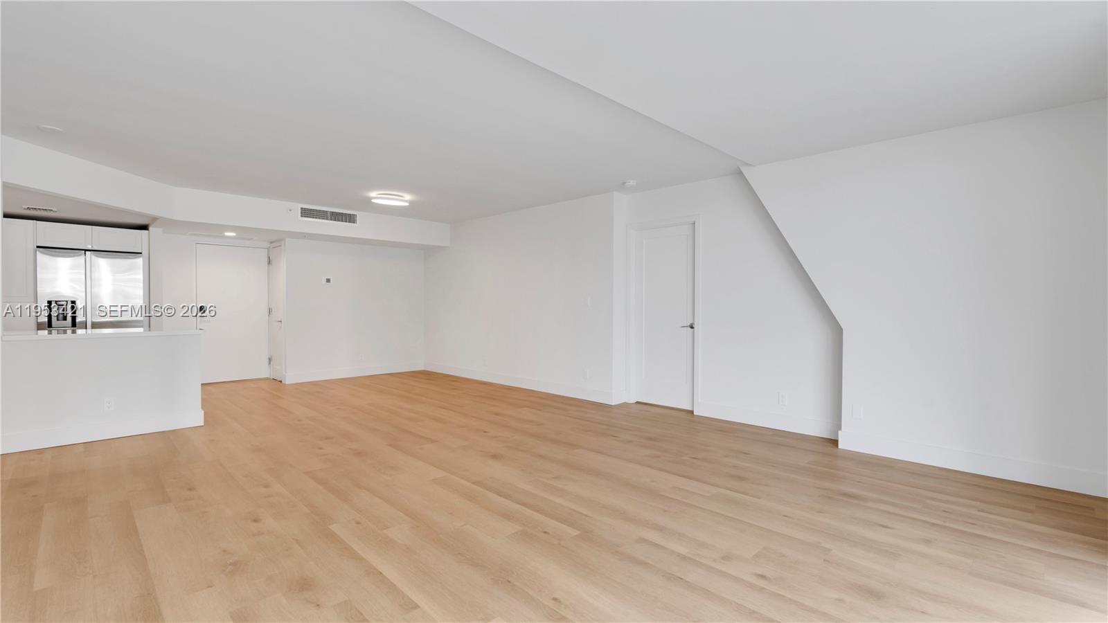 555 NE 34th St #705 Miami, FL 33137