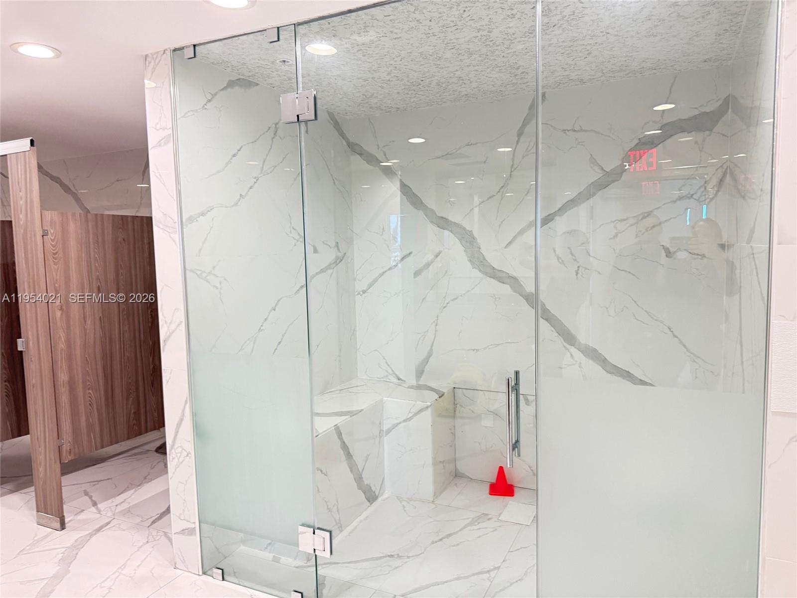 601 NE 36th St #1112 Miami, FL 33137