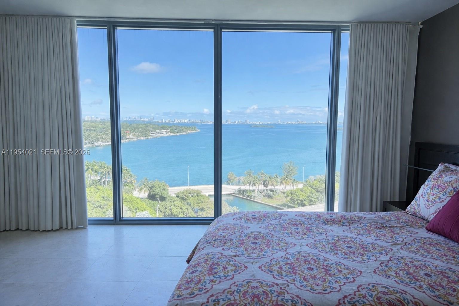 601 NE 36th St #1112 Miami, FL 33137