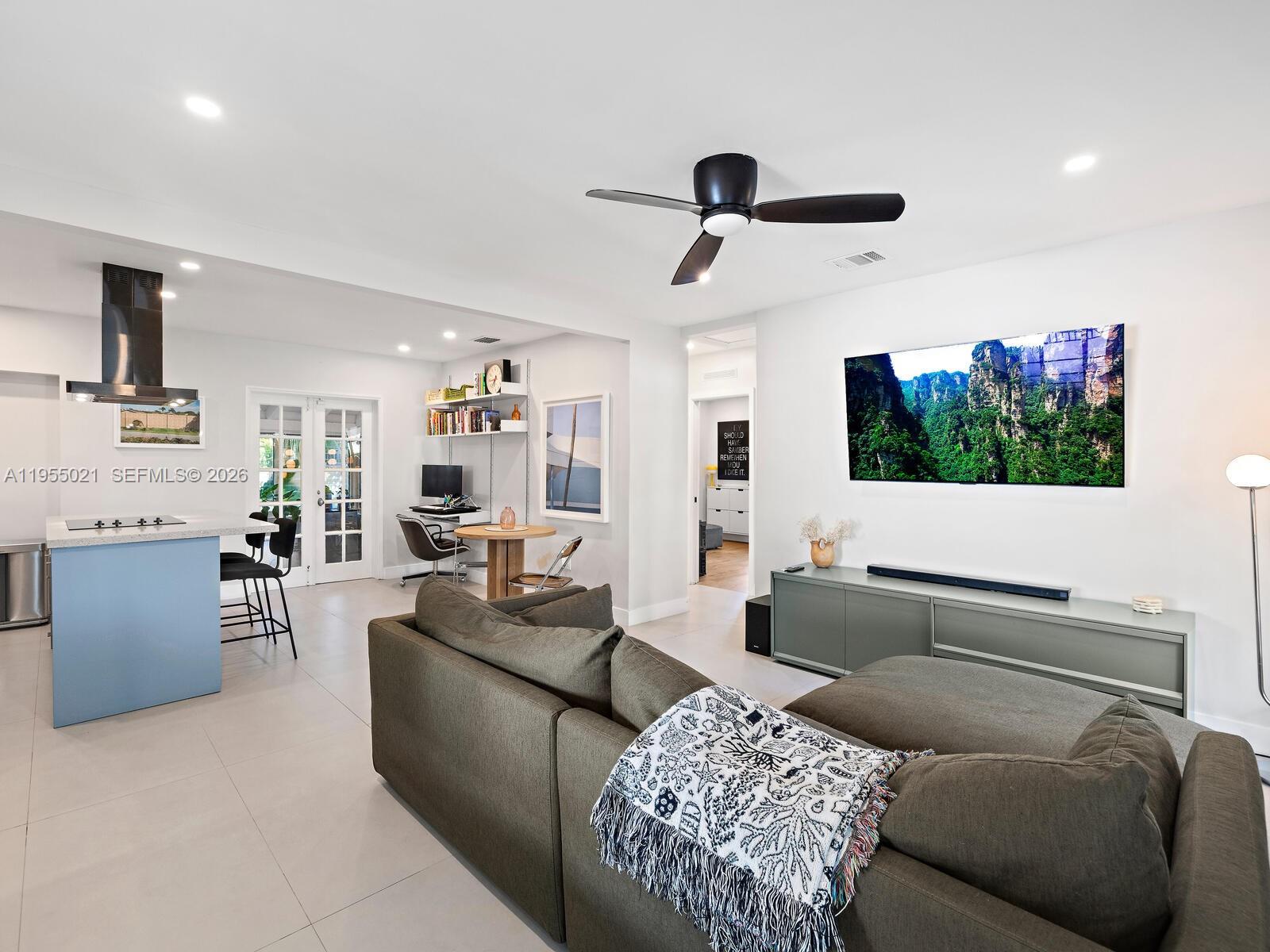 1009 NW 11th Ct Miami, FL 33136