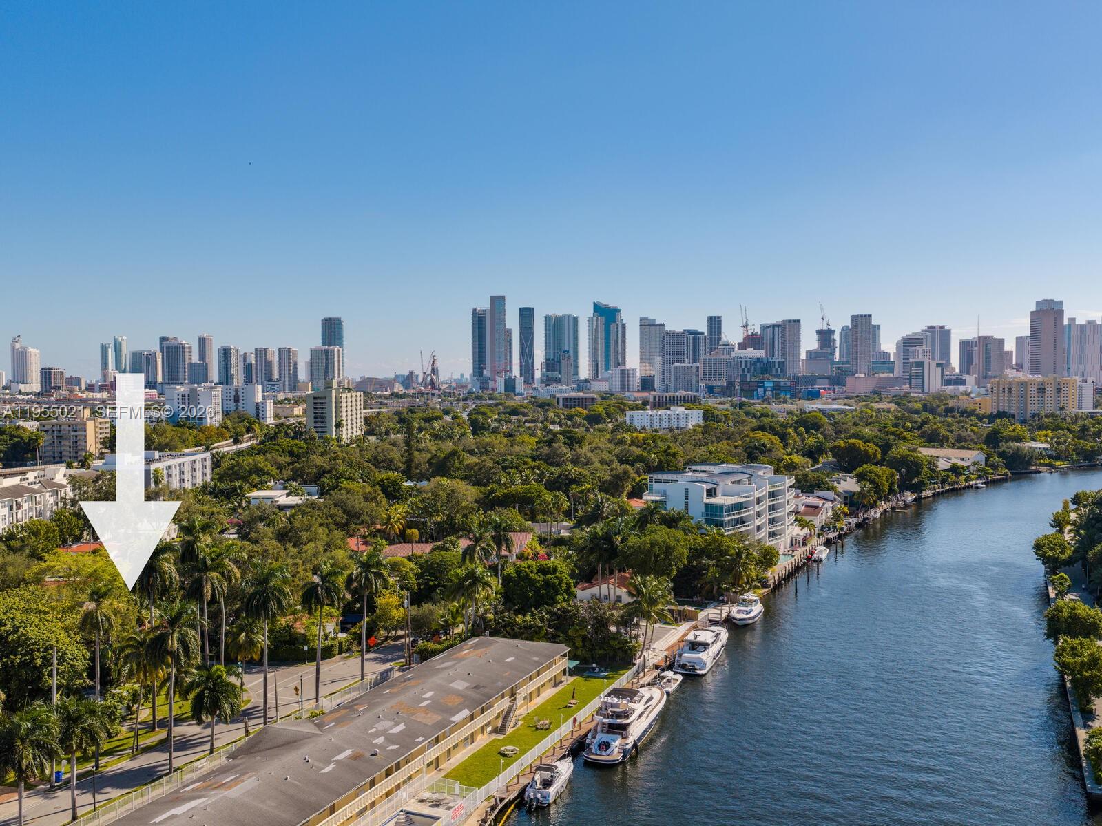 1009 NW 11th Ct Miami, FL 33136