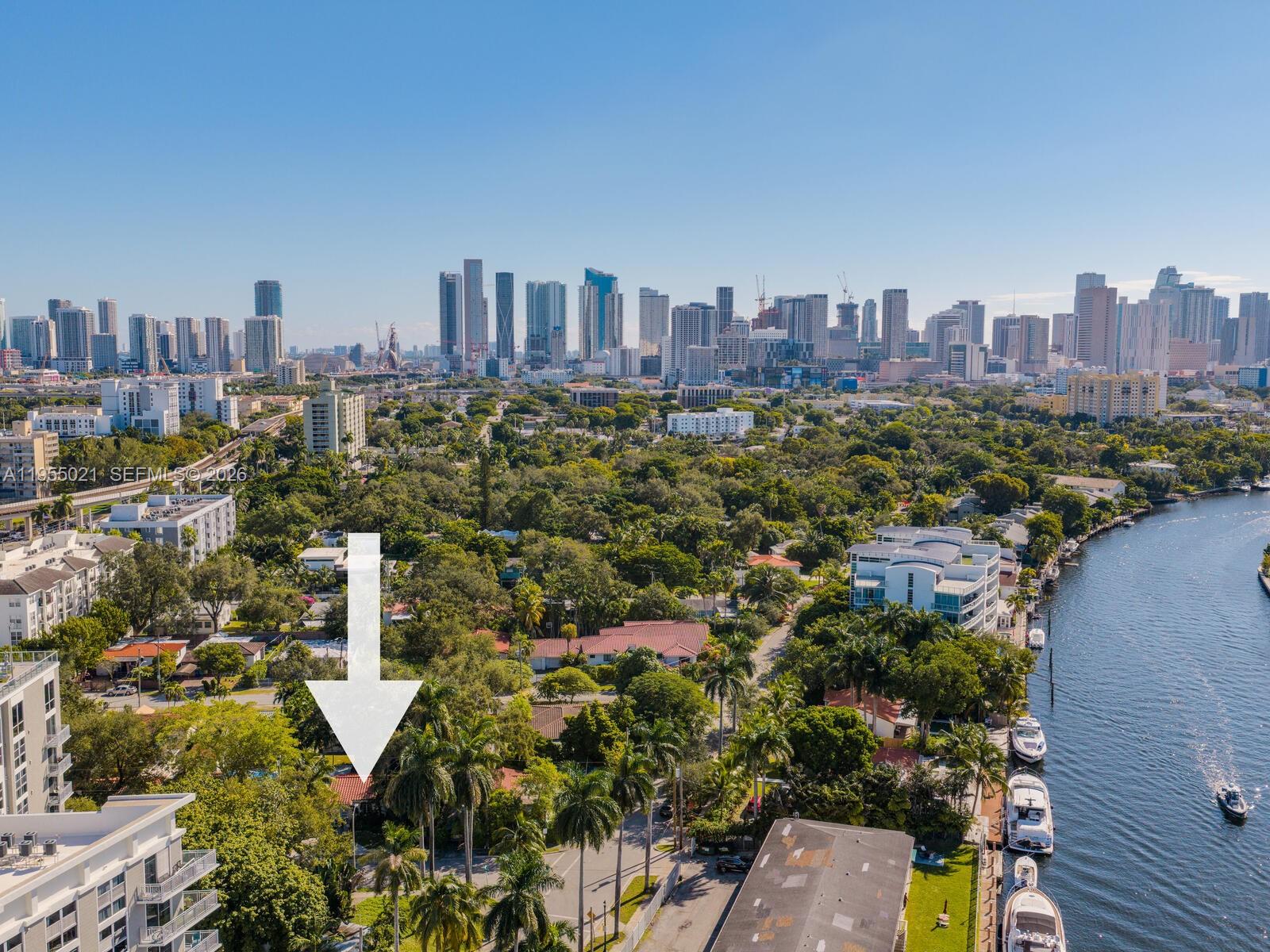 1009 NW 11th Ct Miami, FL 33136