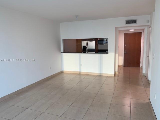 image Brickell on the River North11