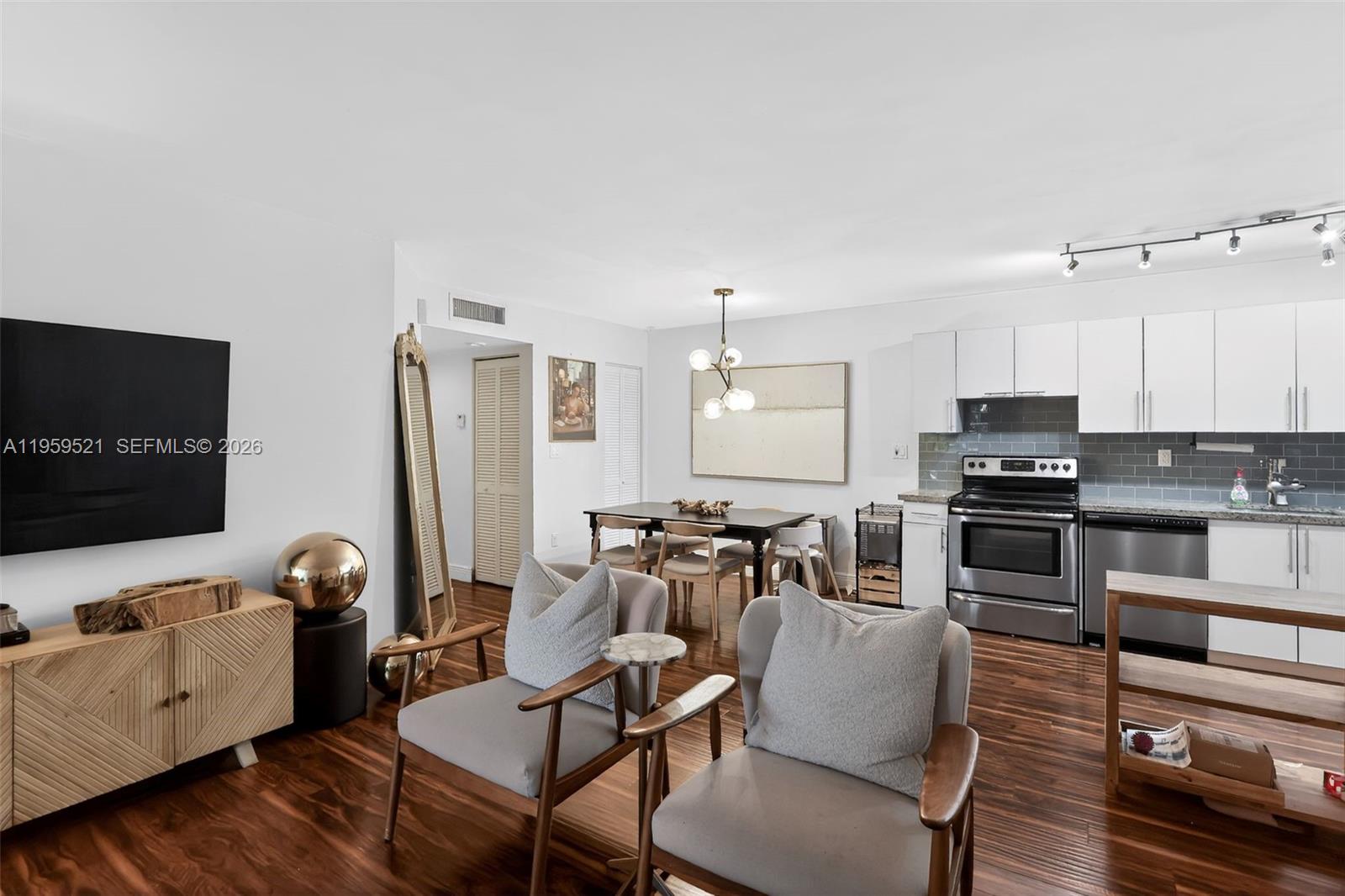 4780 NW 102nd Ave #103-11 Doral, FL 33178