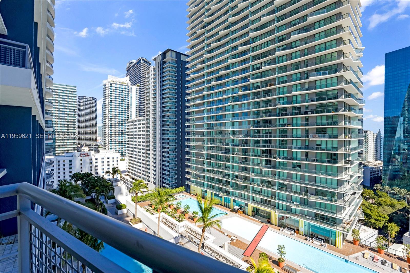 image Infinity at Brickell15