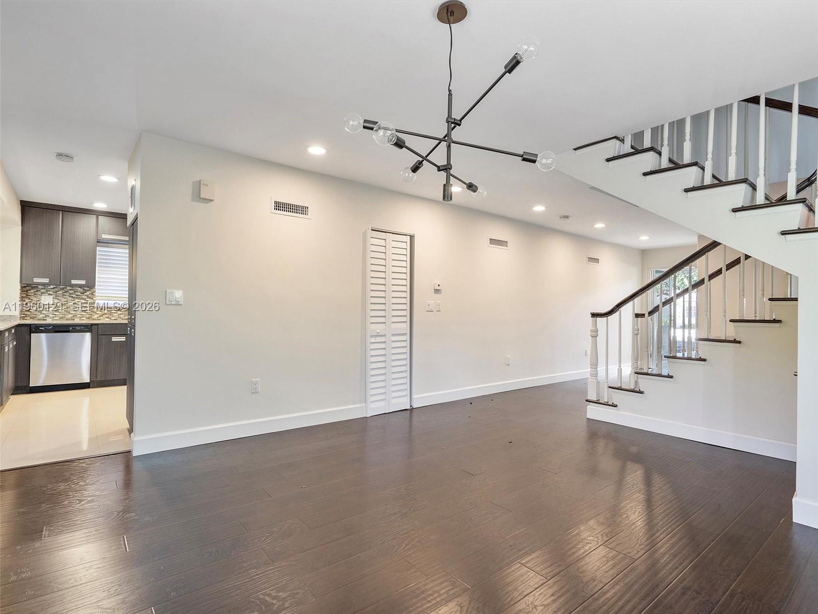 5517 Sardinia St Coral Gables, FL 33146