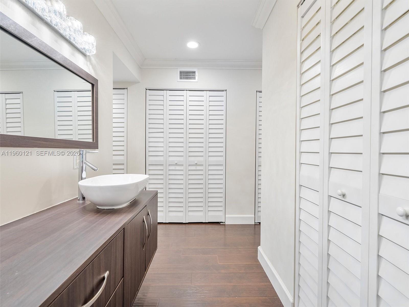 5517 Sardinia St Coral Gables, FL 33146