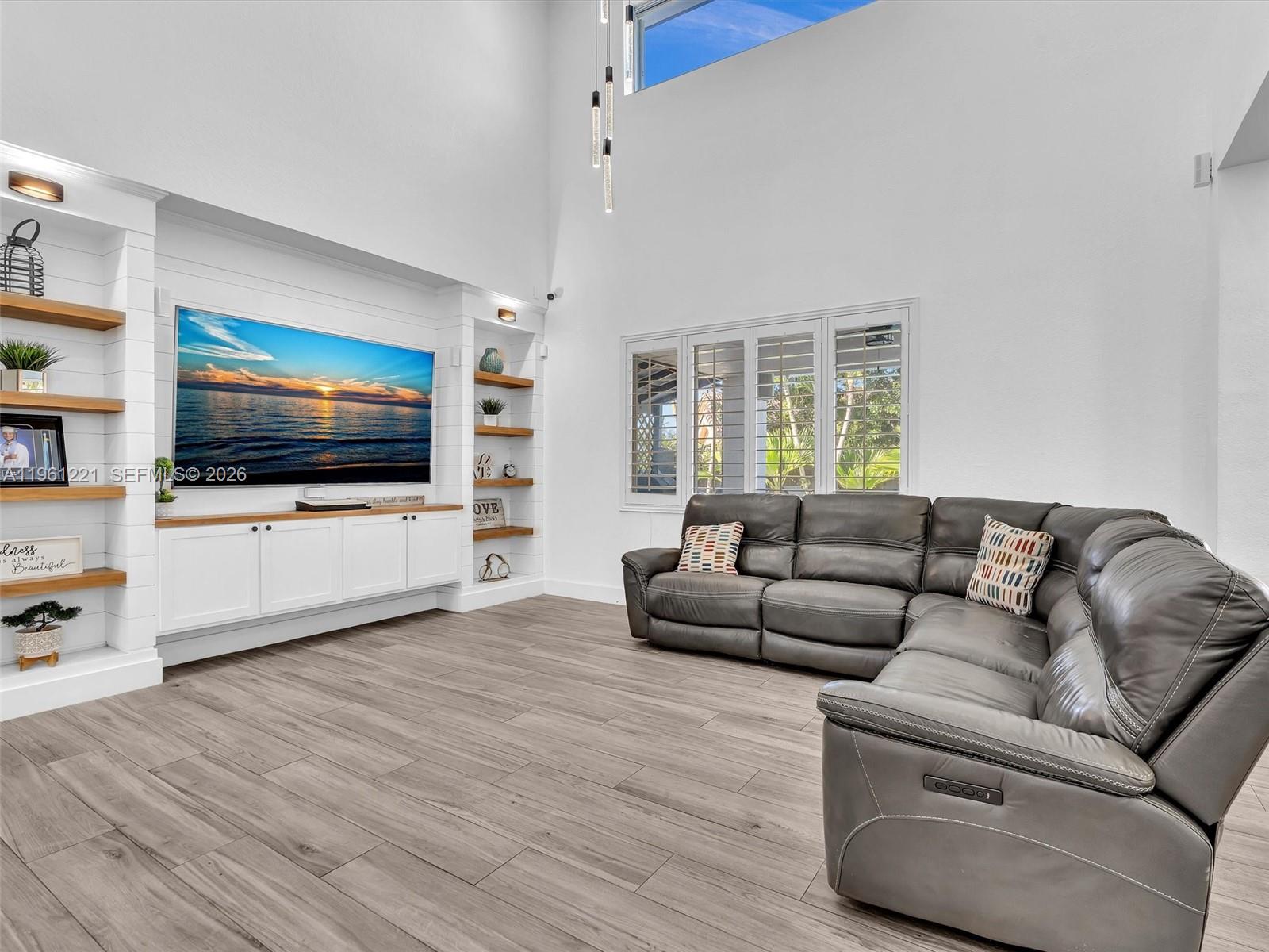 22690 SW 127th Ct Miami, FL 33170