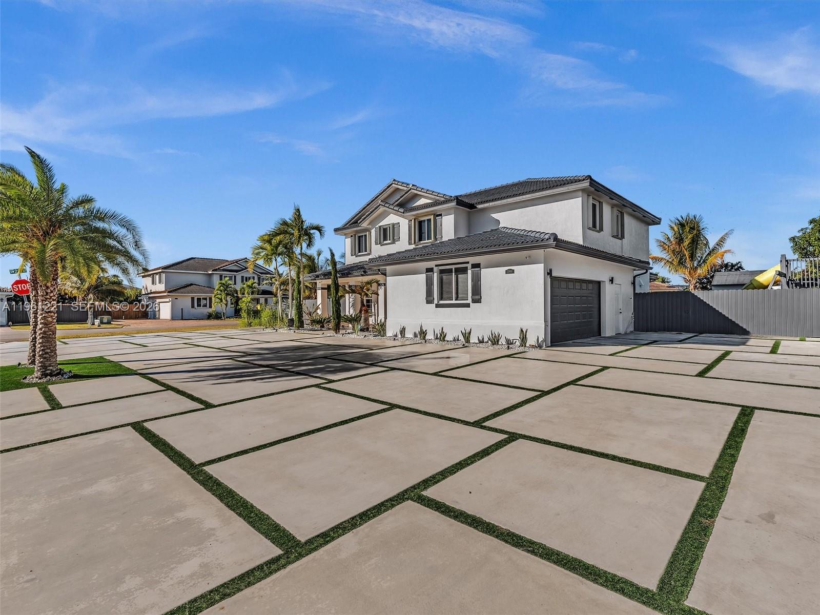 22690 SW 127th Ct Miami, FL 33170