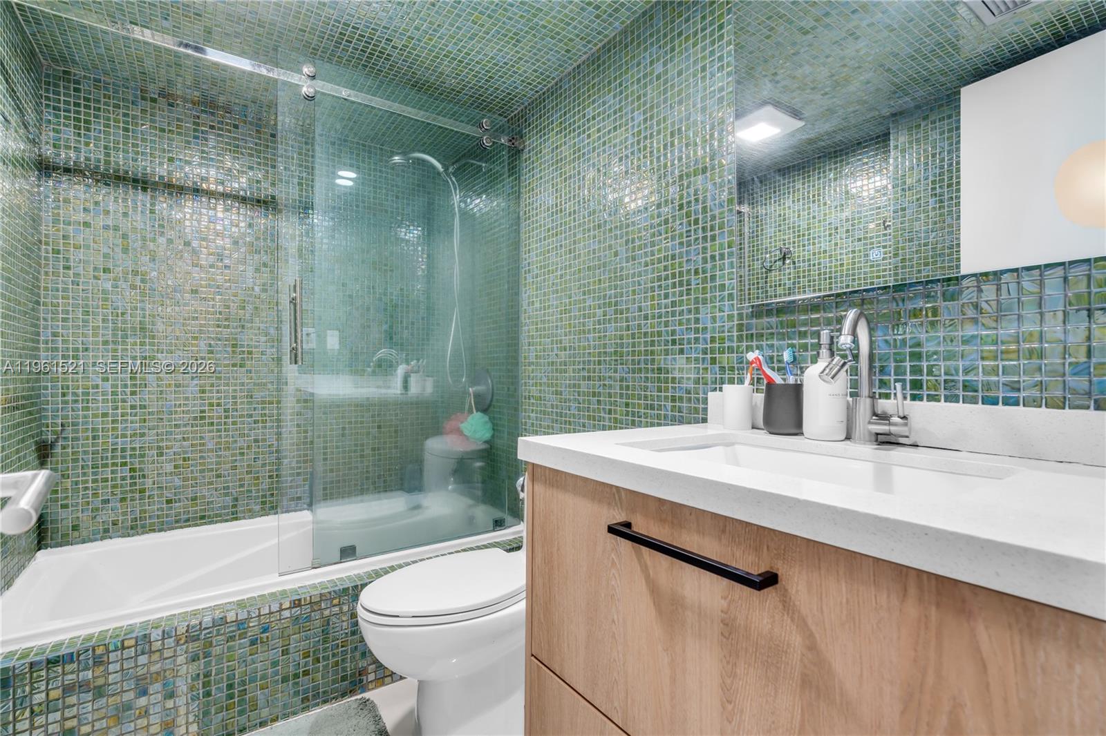 image Brickell Place IV12