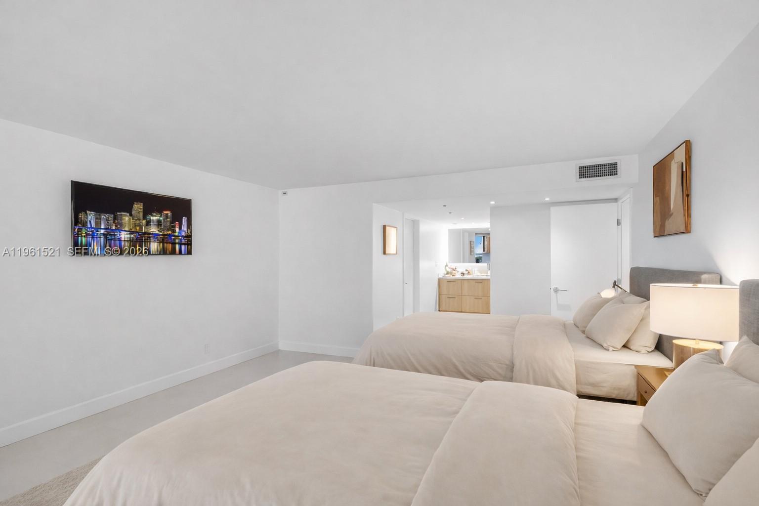 image Brickell Place IV15