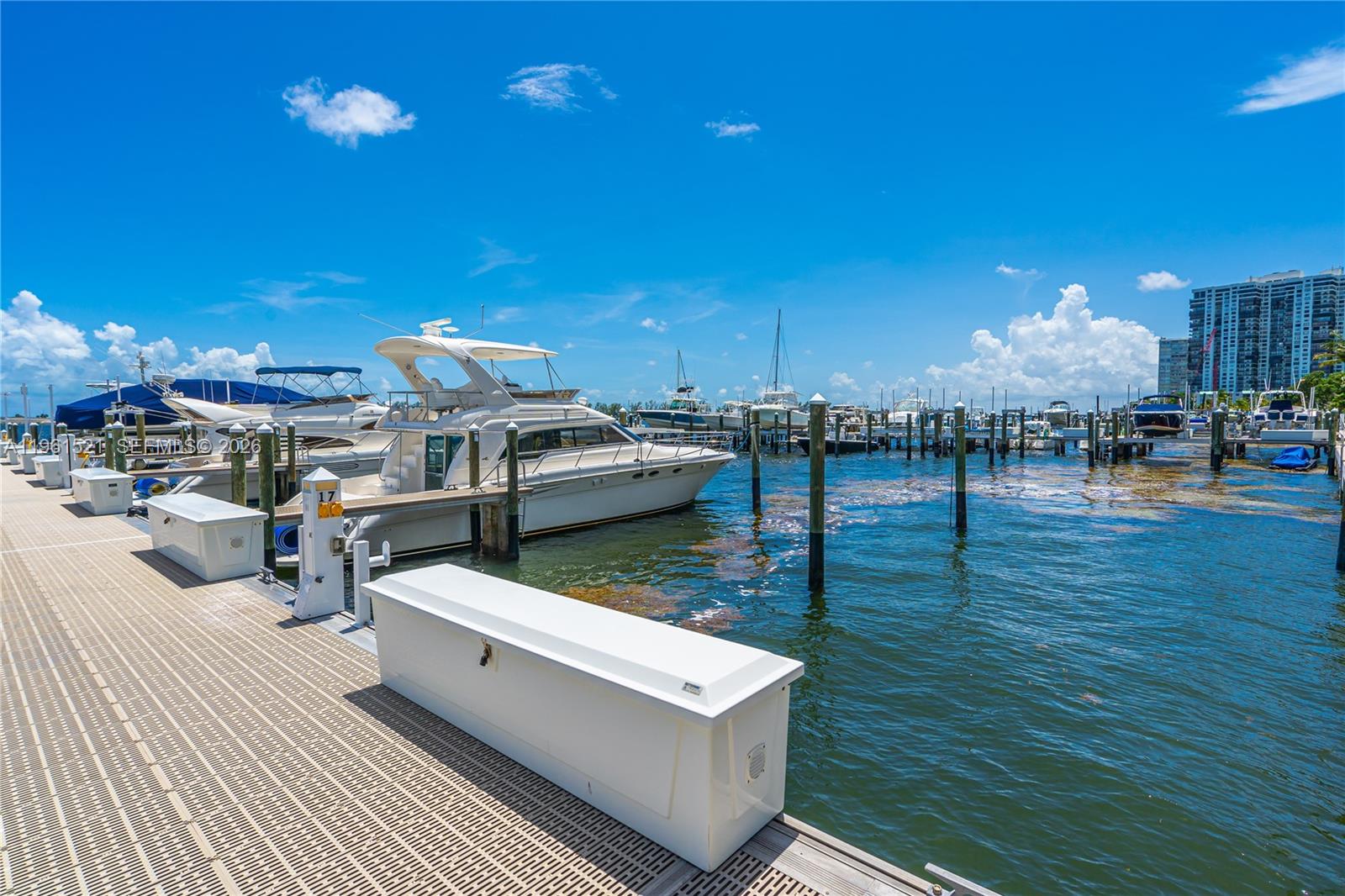 image Brickell Place IV31