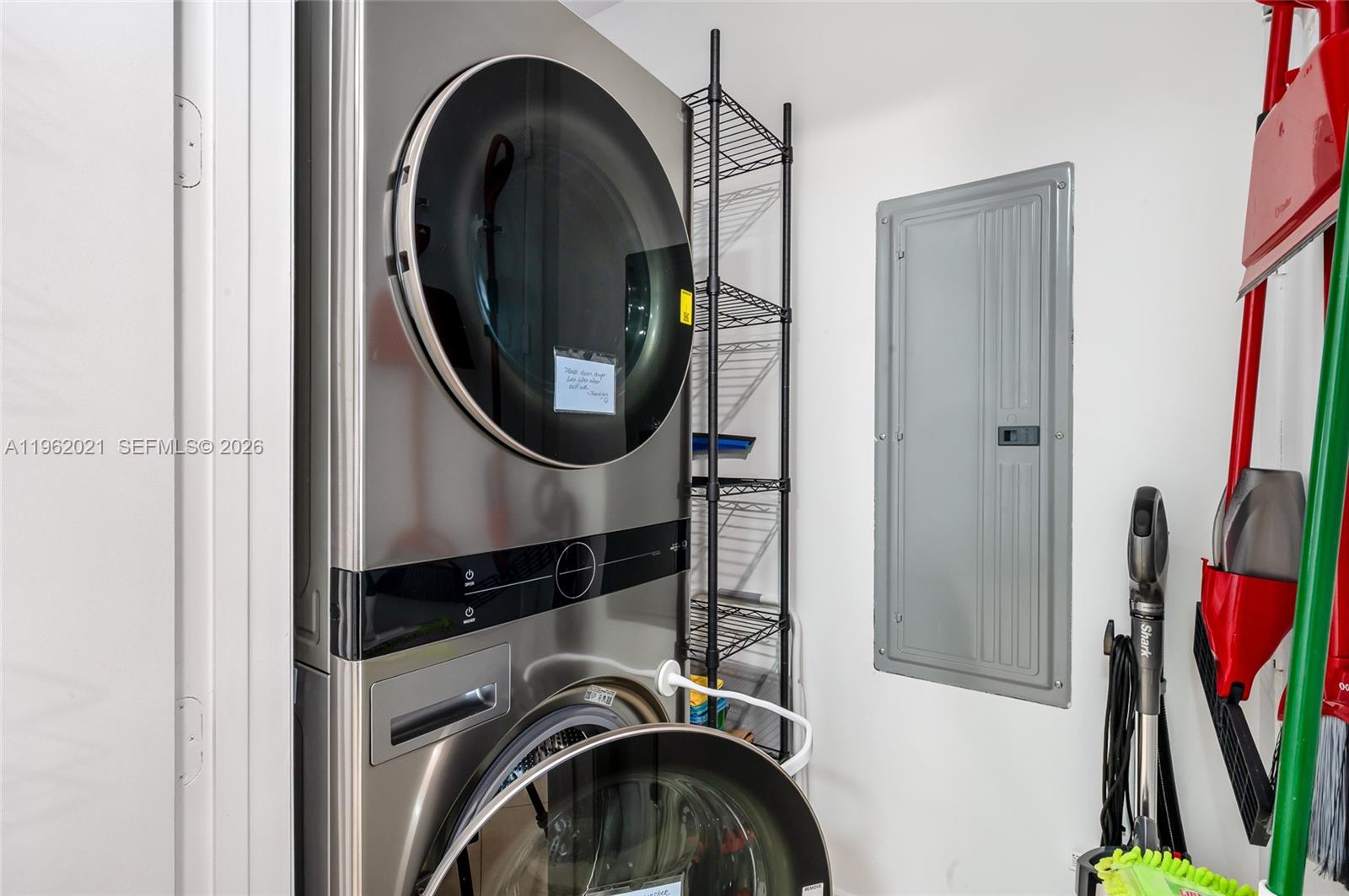 image Trump Tower II24