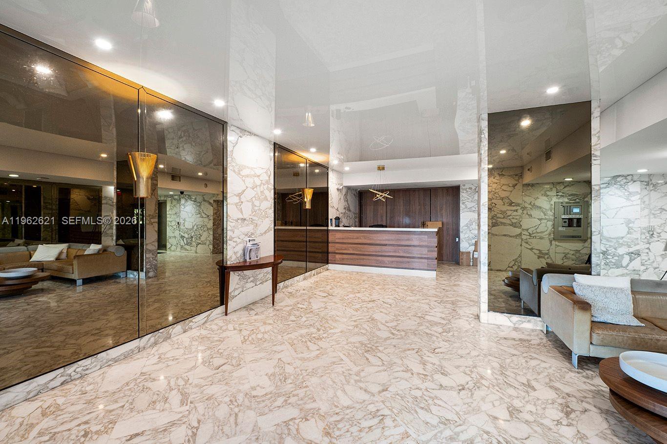 7135 Collins #533 Miami Beach, FL 33141