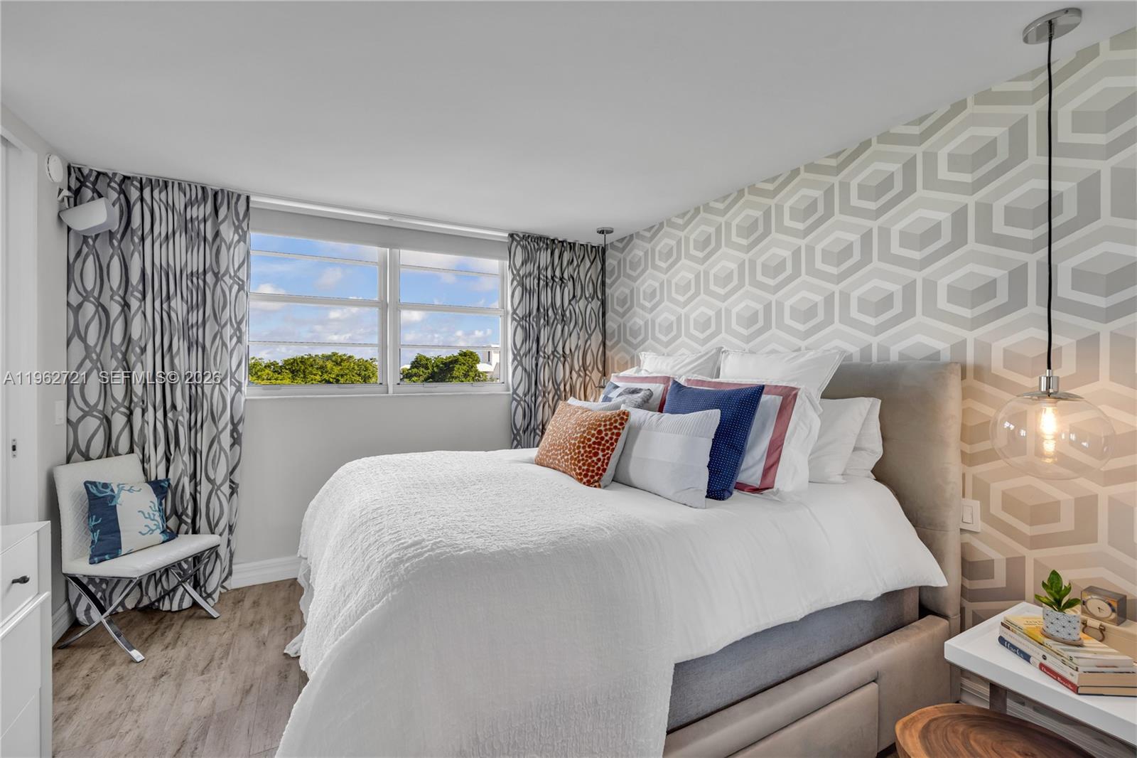 680 NE 64th St #APH3 Miami, FL 33138