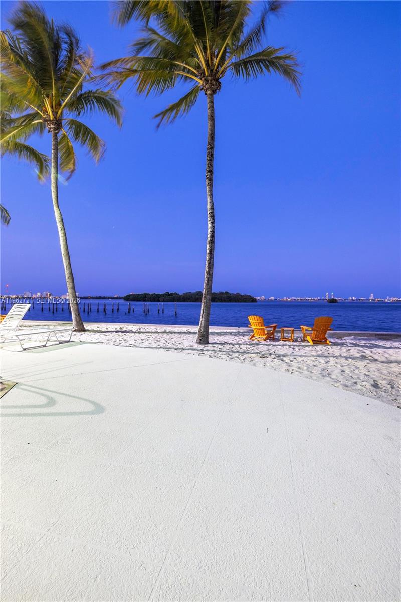 680 NE 64th St #APH3 Miami, FL 33138