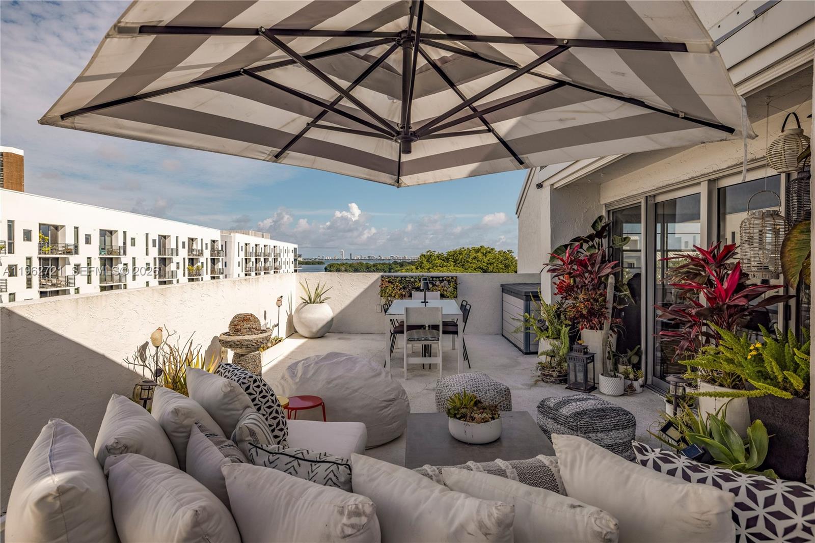 680 NE 64th St #APH3 Miami, FL 33138