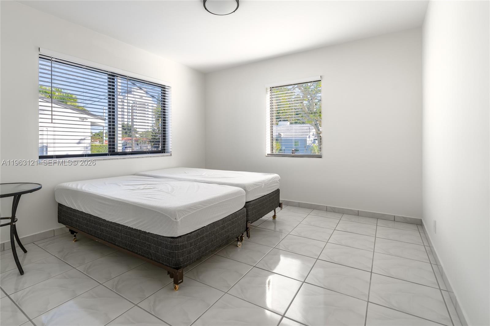 1631 SW 21st St Miami, FL 33145