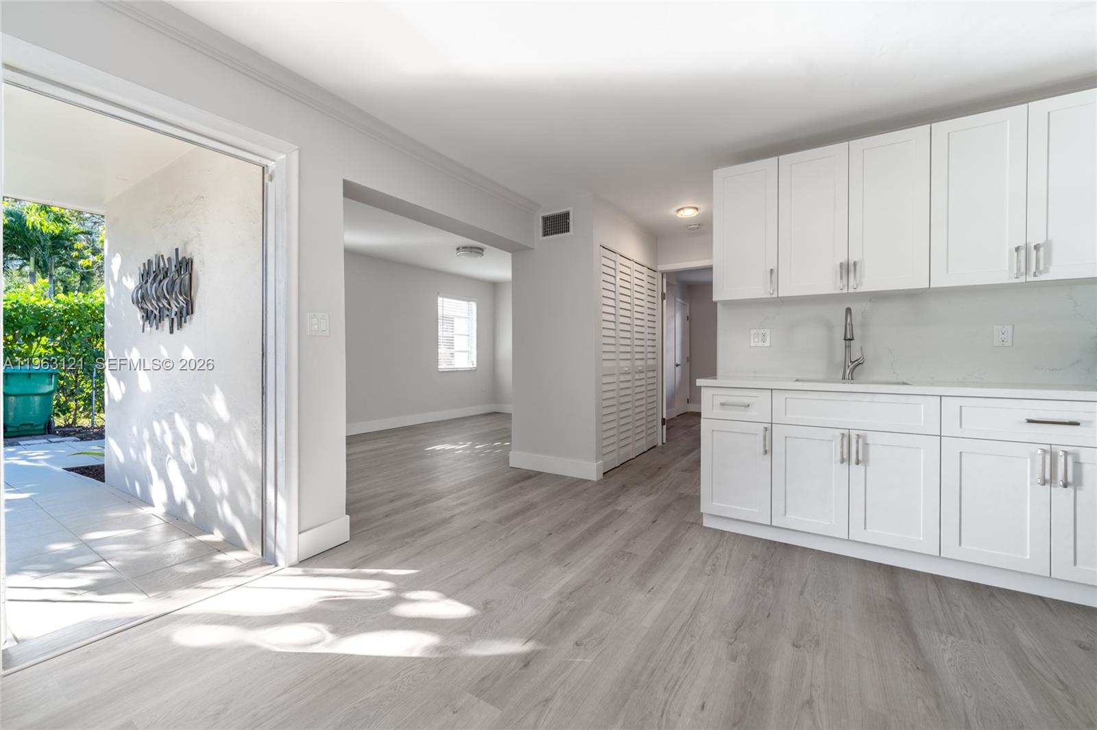 1631 SW 21st St Miami, FL 33145