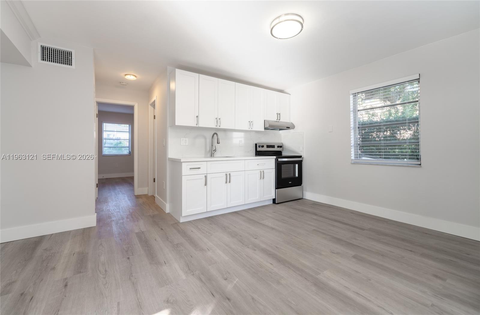 1631 SW 21st St Miami, FL 33145