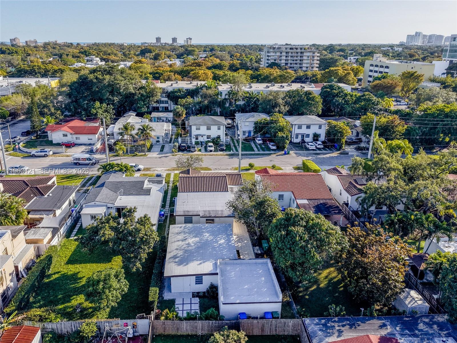 1631 SW 21st St Miami, FL 33145