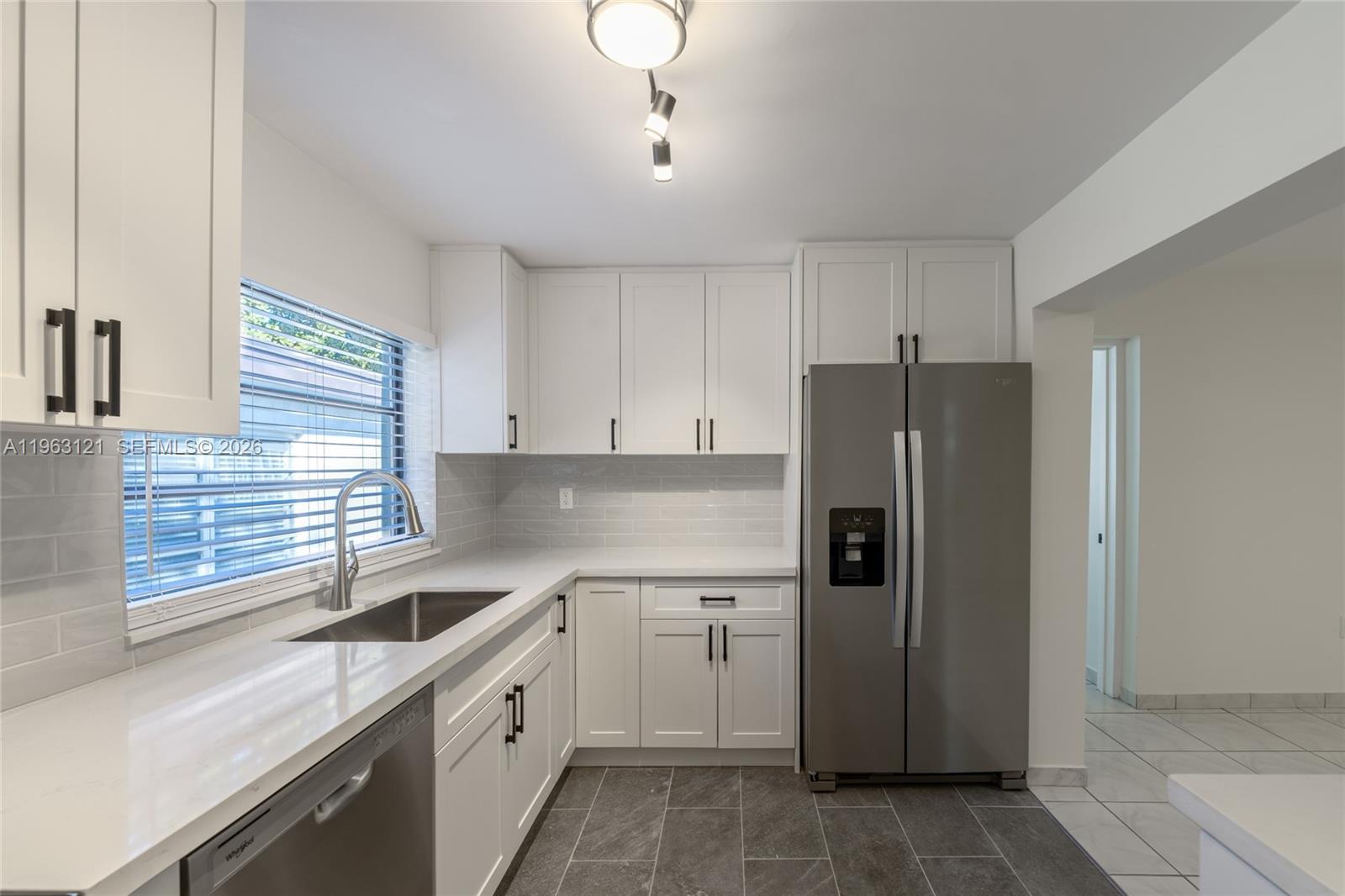 1631 SW 21st St Miami, FL 33145