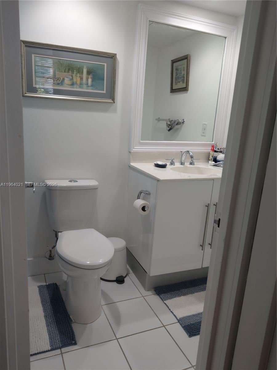 3000 S Ocean Dr #210 Hollywood, FL 33019