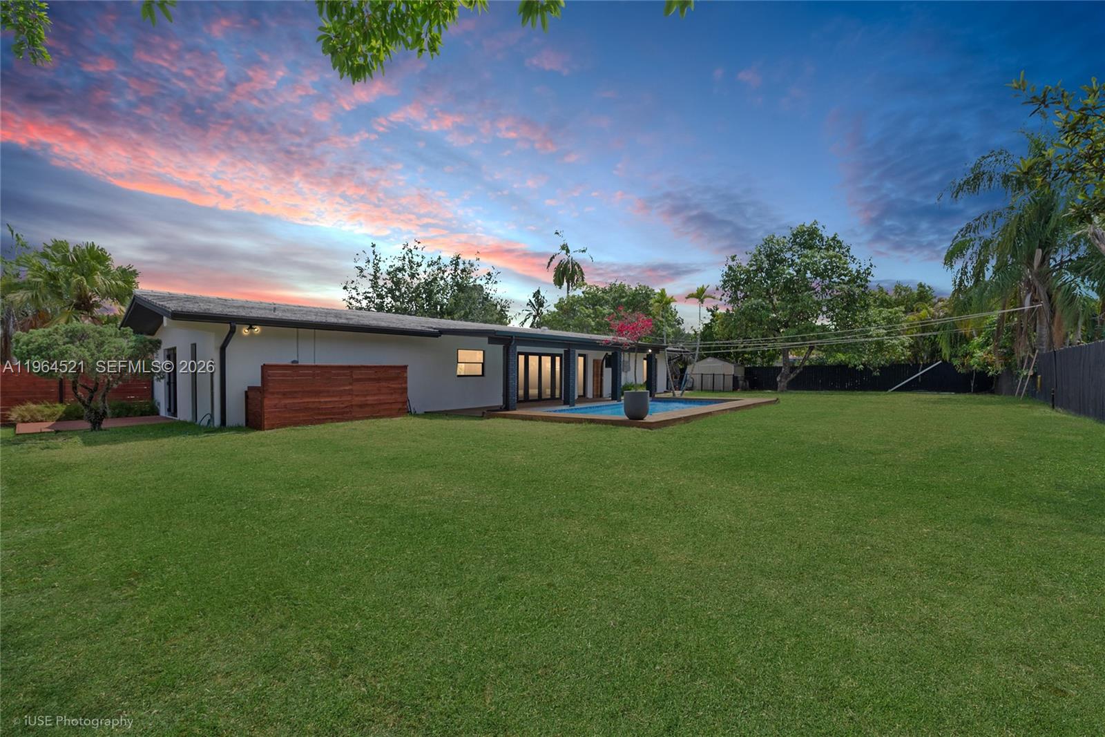 8270 SW 130th St Pinecrest, FL 33156