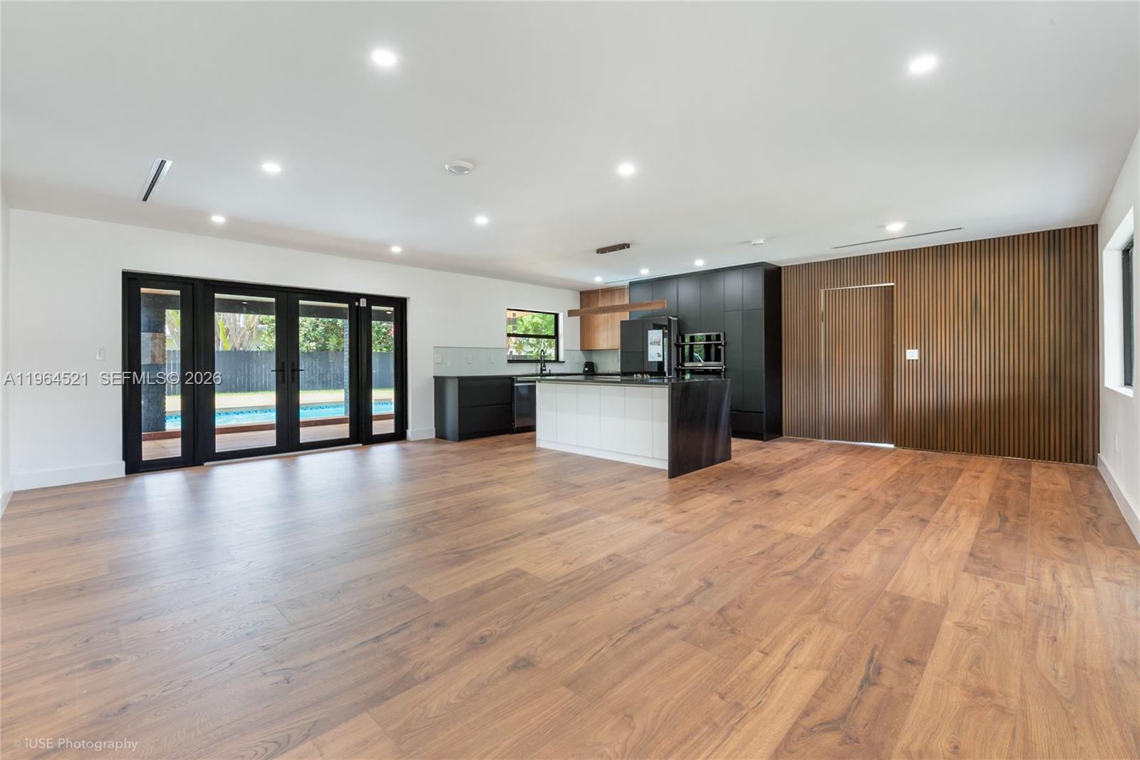 8270 SW 130th St Pinecrest, FL 33156