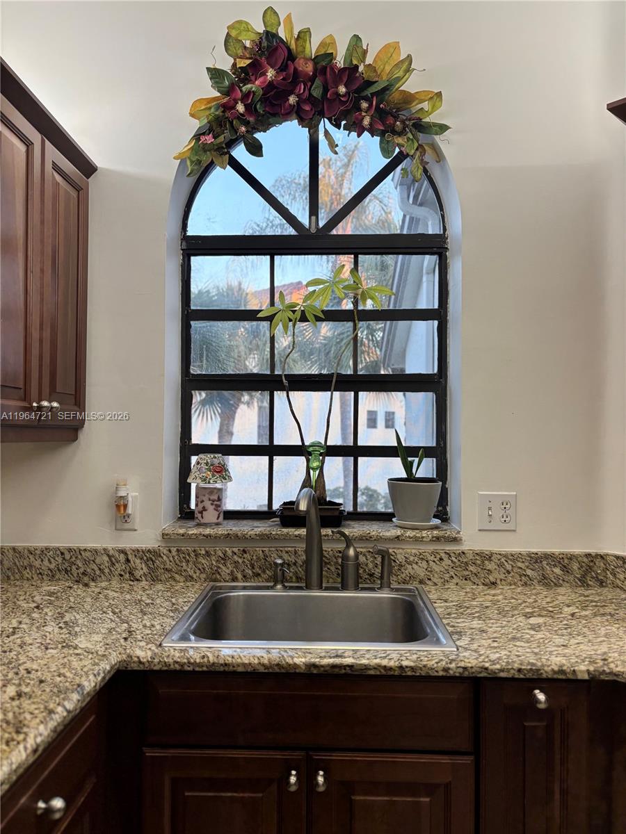 5258 Europa Dr #H Boynton Beach, FL 33437