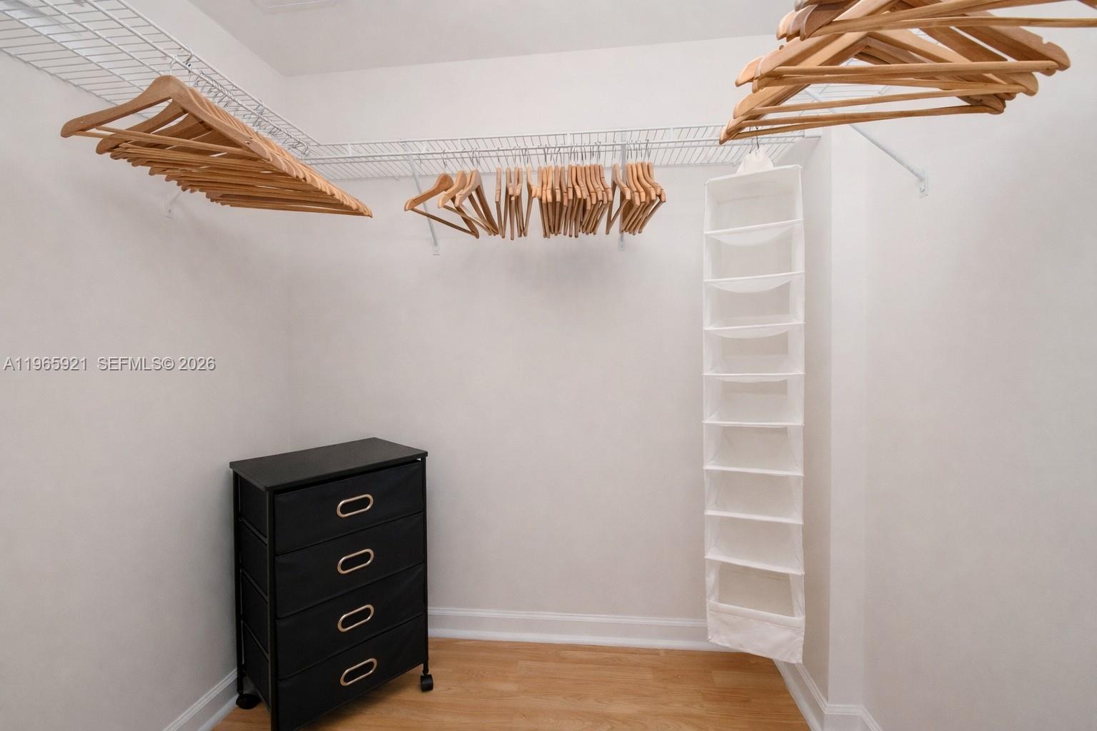 19501 W Country Clb Dr #2415 Aventura, FL 33180