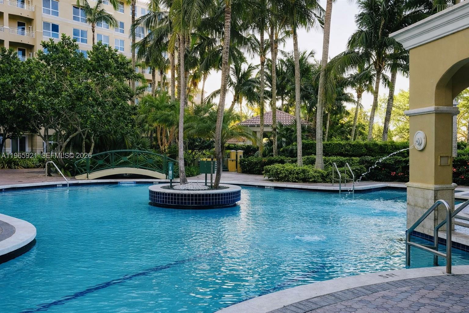 19501 W Country Clb Dr #2415 Aventura, FL 33180