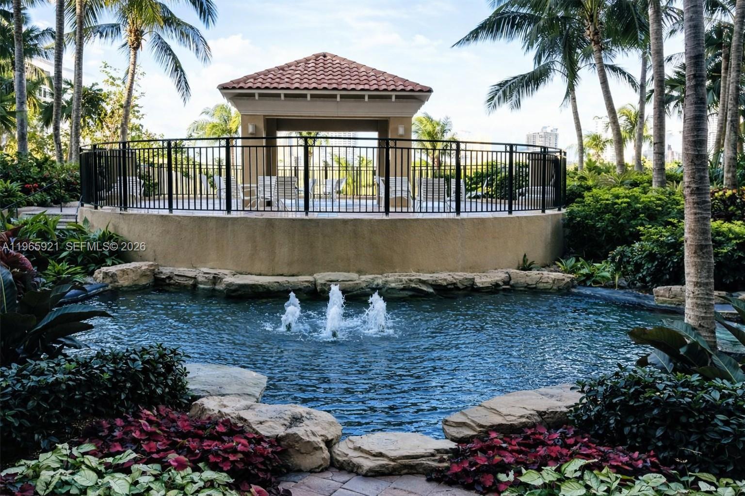 19501 W Country Clb Dr #2415 Aventura, FL 33180