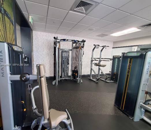 1750 N Bayshore Dr #3808 Miami, FL 33132