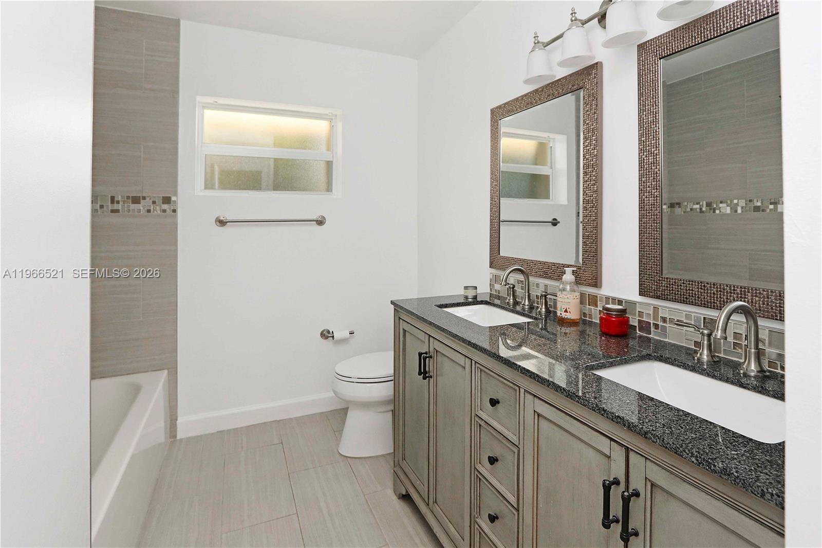 8820 SW 85th St Miami, FL 33173