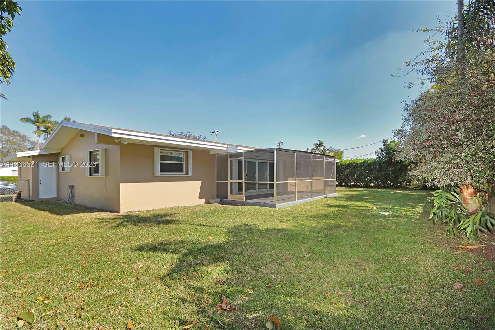 8820 SW 85th St Miami, FL 33173