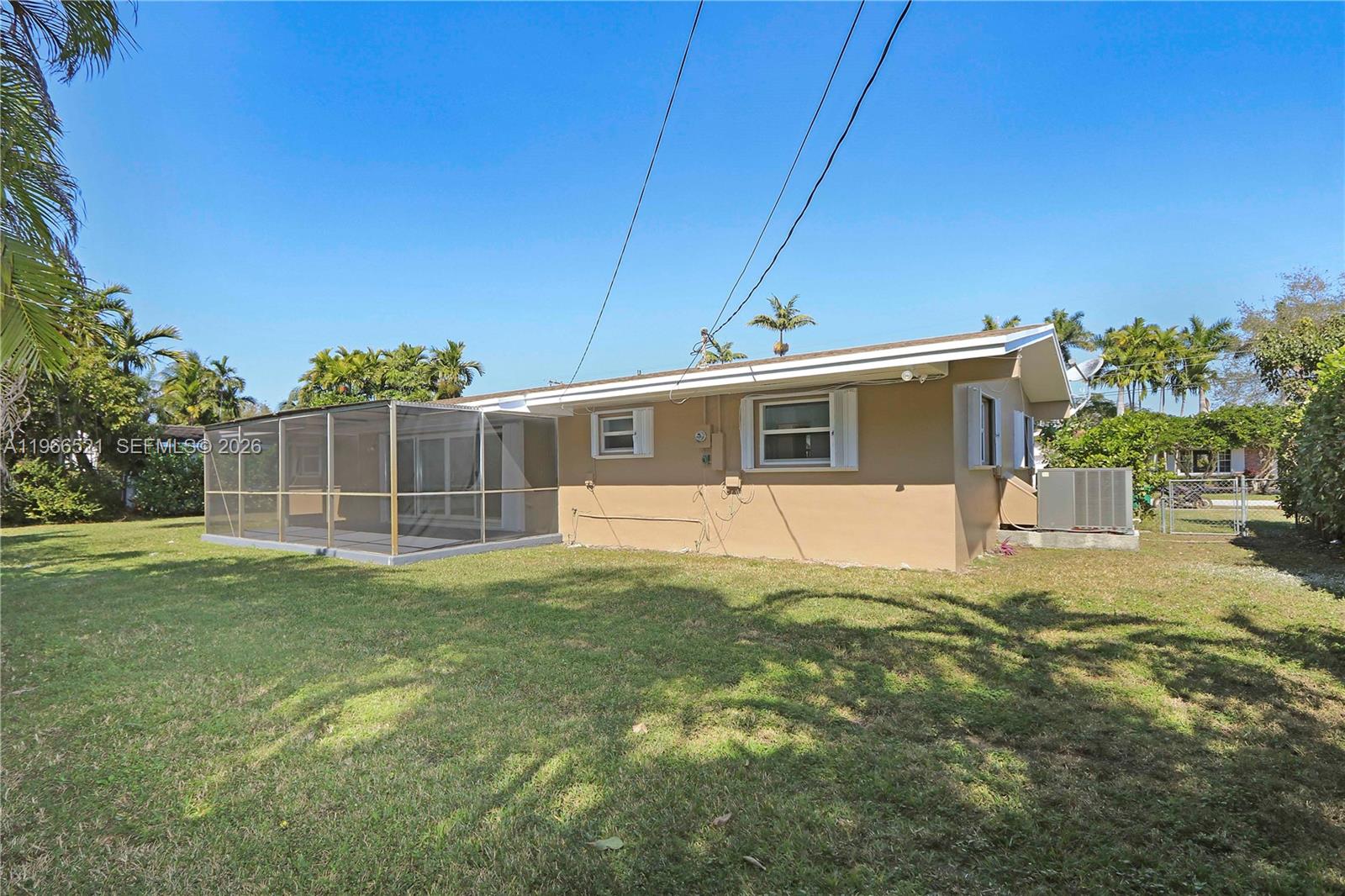 8820 SW 85th St Miami, FL 33173