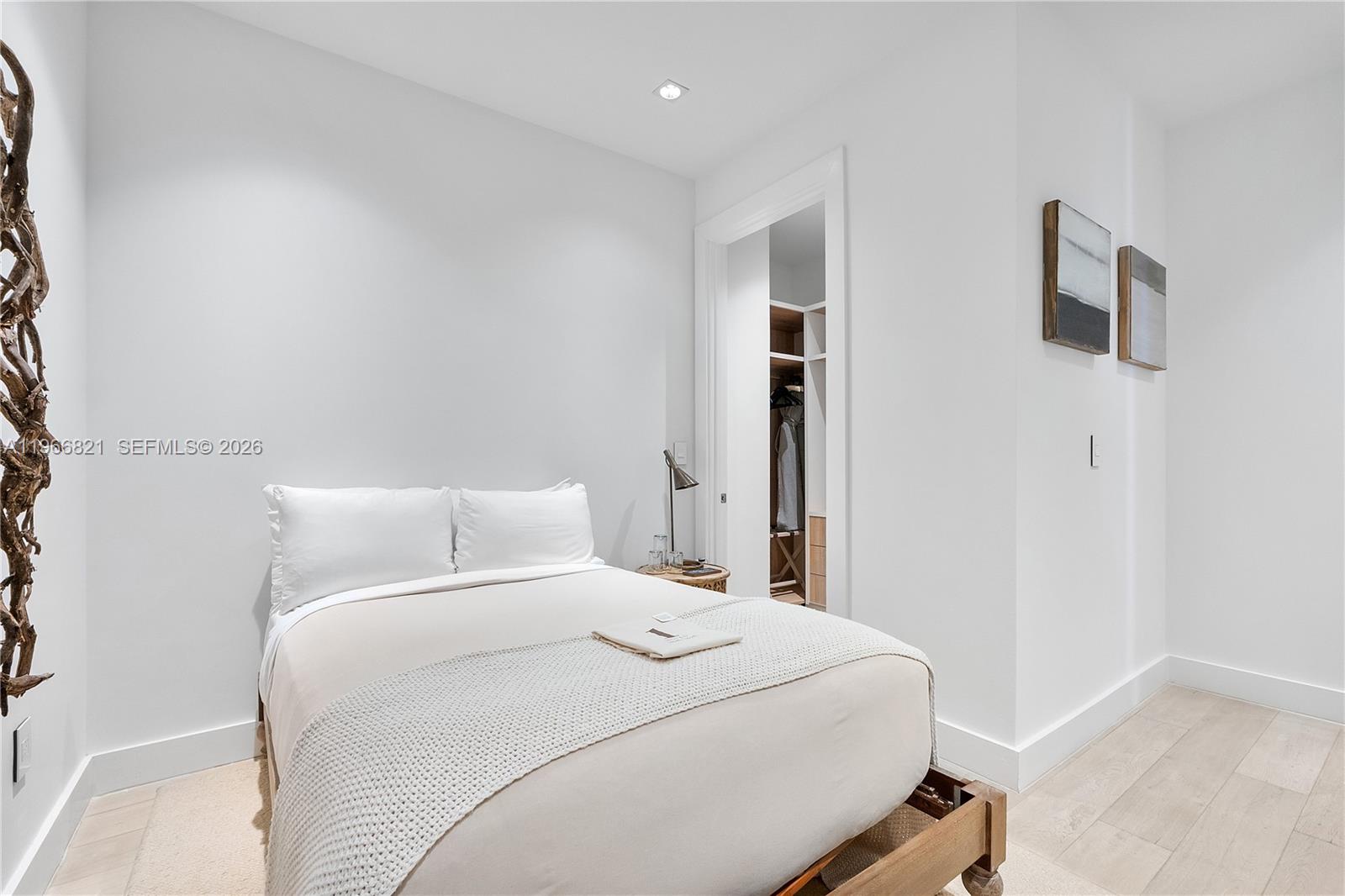 102 24th St #PH-1612 Miami Beach, FL 33139