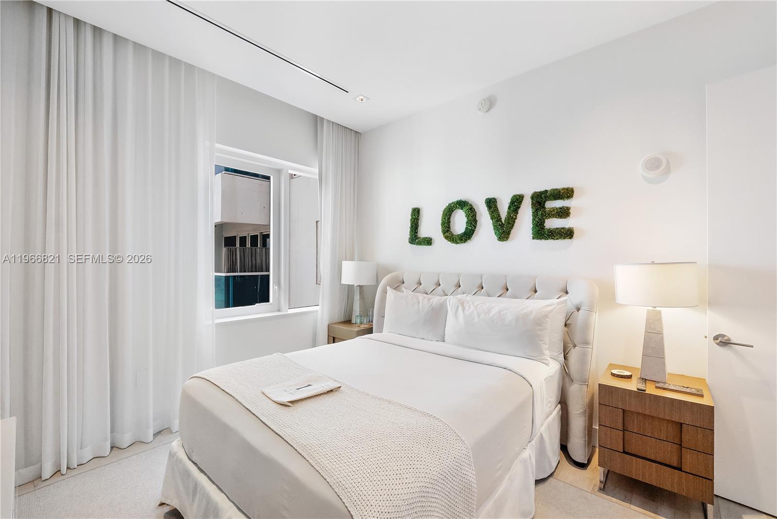 102 24th St #PH-1612 Miami Beach, FL 33139