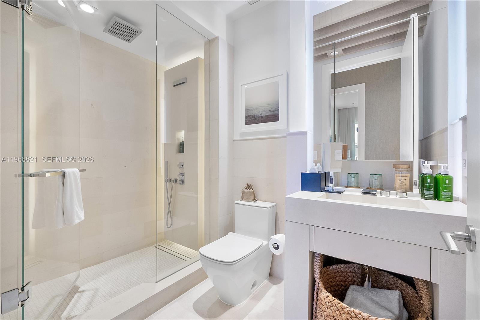 102 24th St #PH-1612 Miami Beach, FL 33139