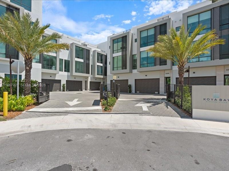 4008 NE 167th St #6 North Miami Beach, FL 33160