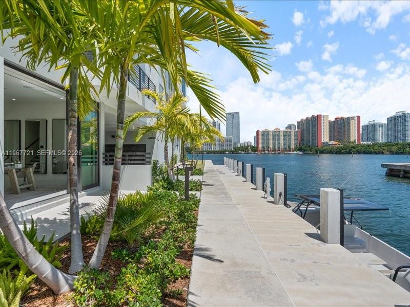 4008 NE 167th St #6 North Miami Beach, FL 33160