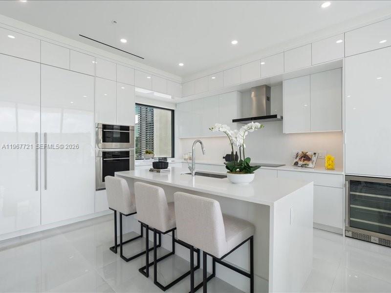 4008 NE 167th St #6 North Miami Beach, FL 33160