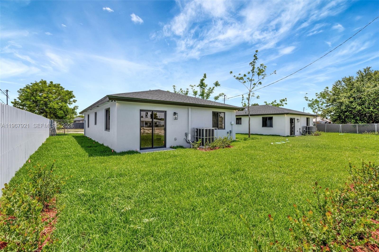 2421 NW 153rd St Miami Gardens, FL 33054