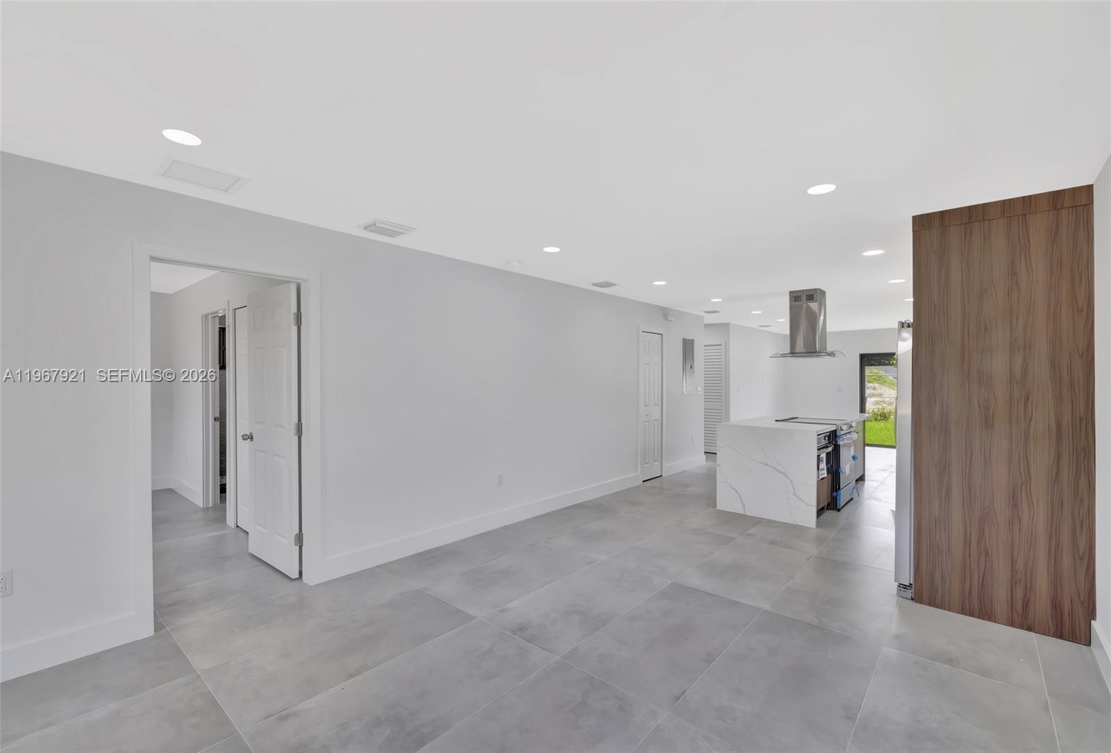 2421 NW 153rd St Miami Gardens, FL 33054