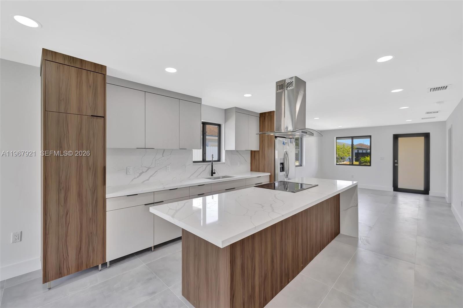 2421 NW 153rd St Miami Gardens, FL 33054